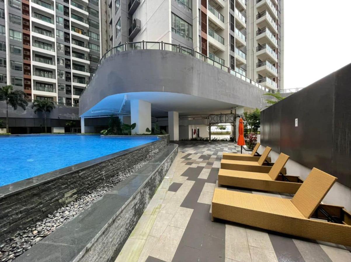 ג'והור בהרו R&F Princess Cove Premium Homestay Famaily מראה חיצוני תמונה